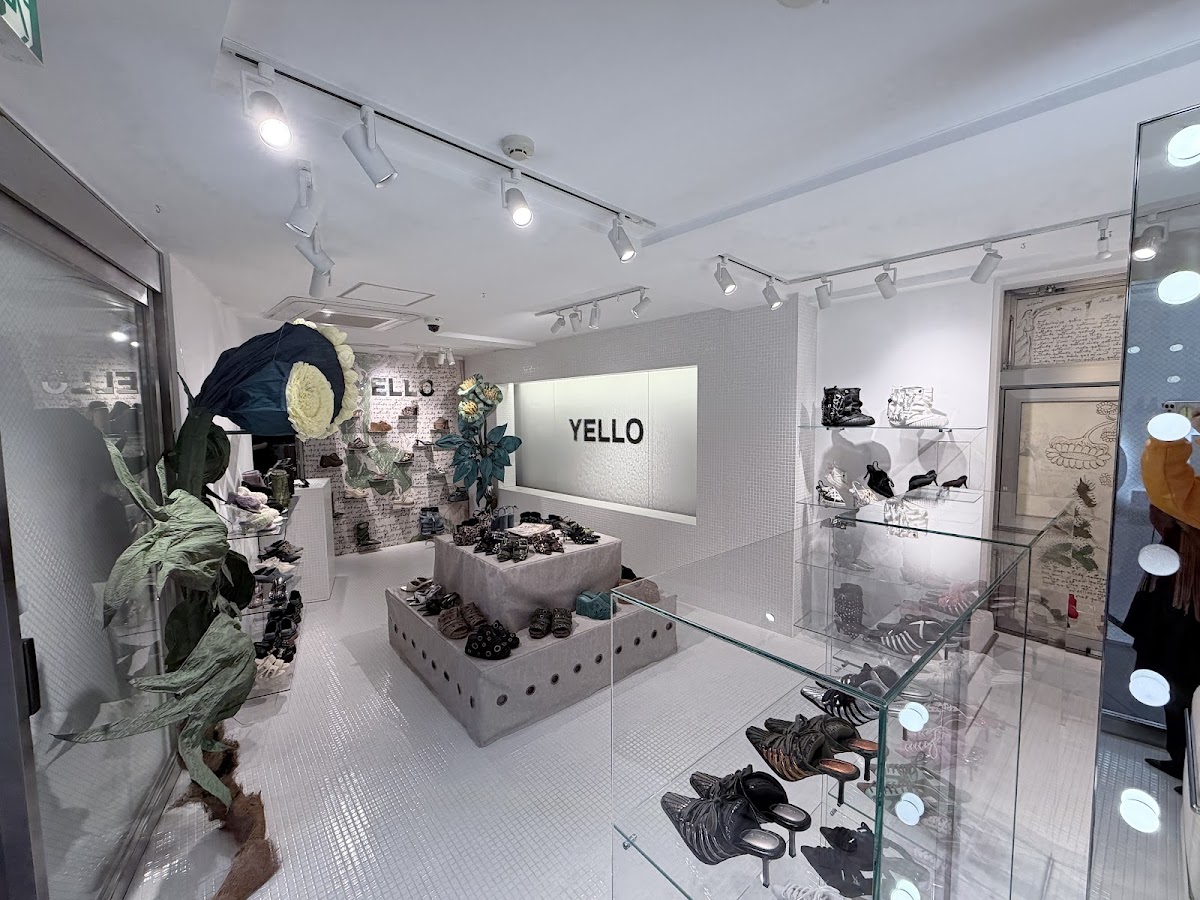 YELLO FITTING SALON