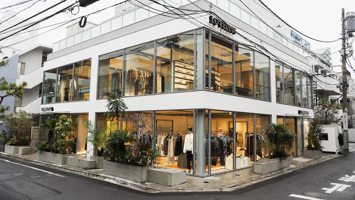 LOVELESS AOYAMA