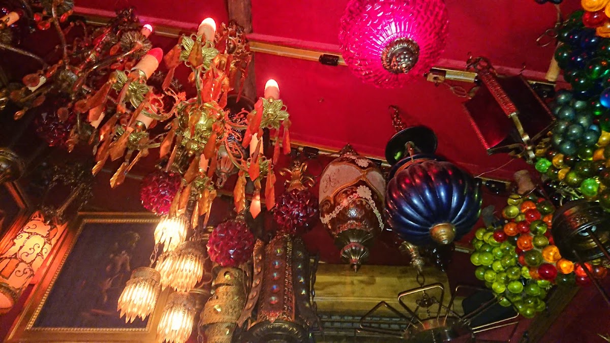 BAR PIANO