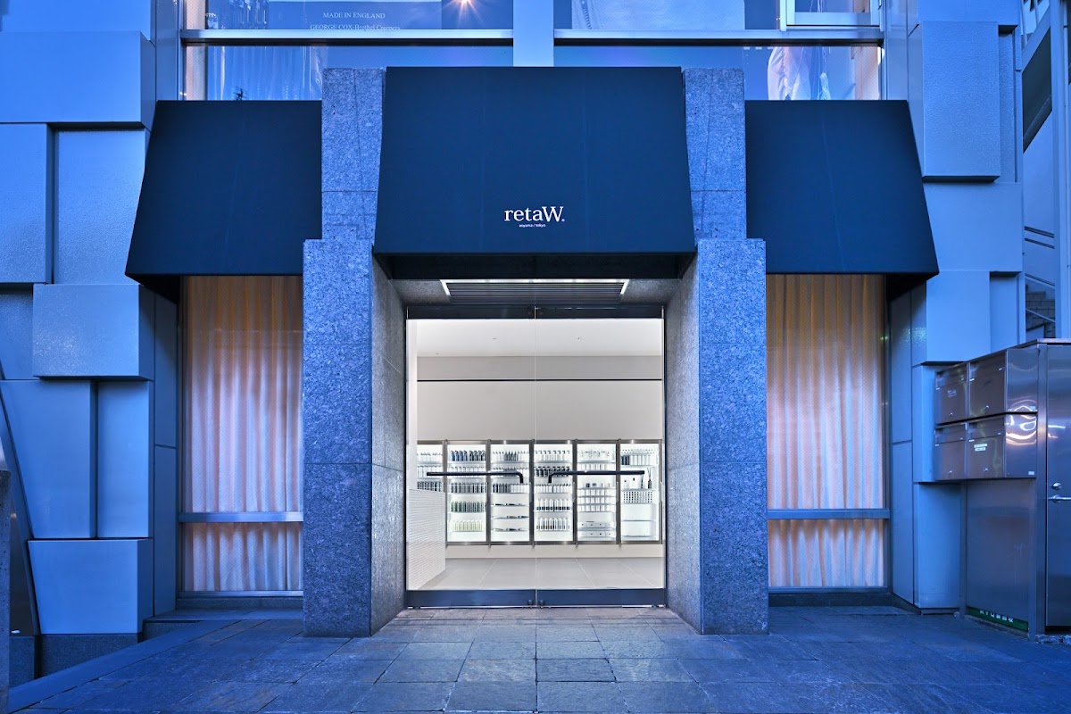 retaW store HARAJUKU