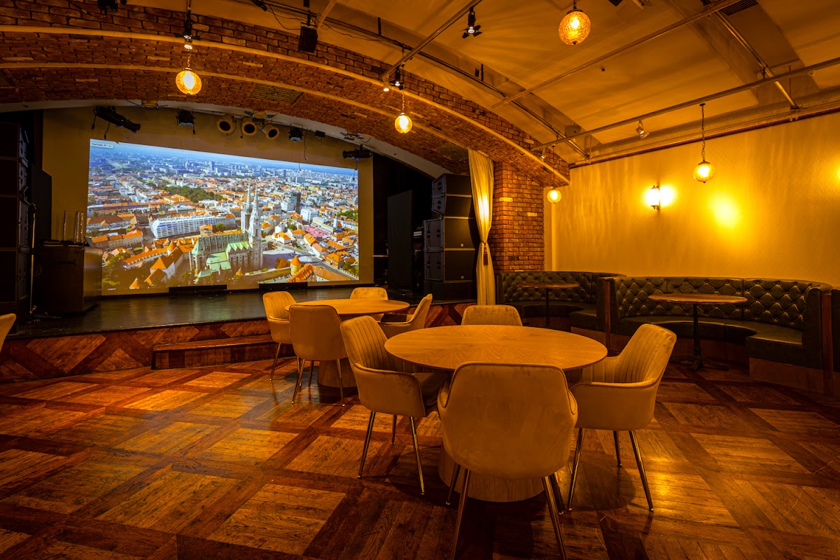 Robin Club Omotesando