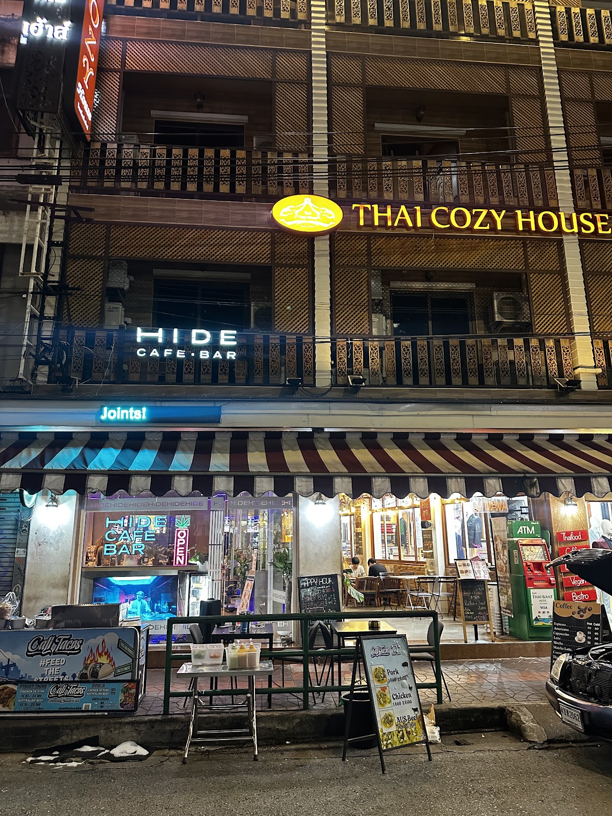 Hide Cafe Bar Tani Road