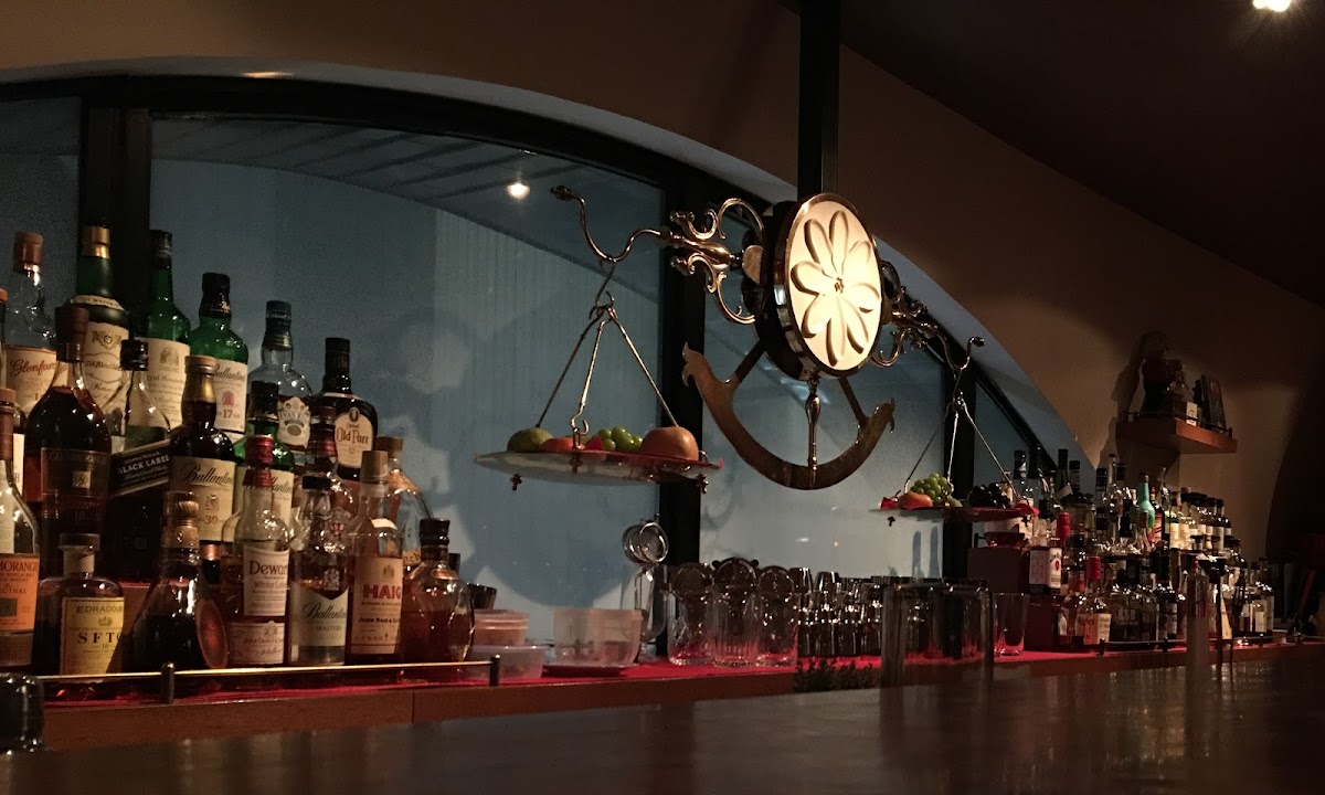 Bar Tiare